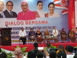 Ibu Hj. Mufidah Jusuf Kalla Dialog Dengan Anggota Dekranasda NTT