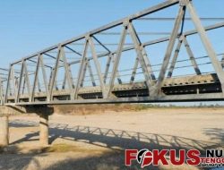 BREAKING NEWS, Kondisi Jembatan Benenain Miring
