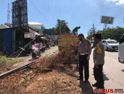 Dirlantas Polda NTT Partisipasi Atasi Sampah Badai Seroja